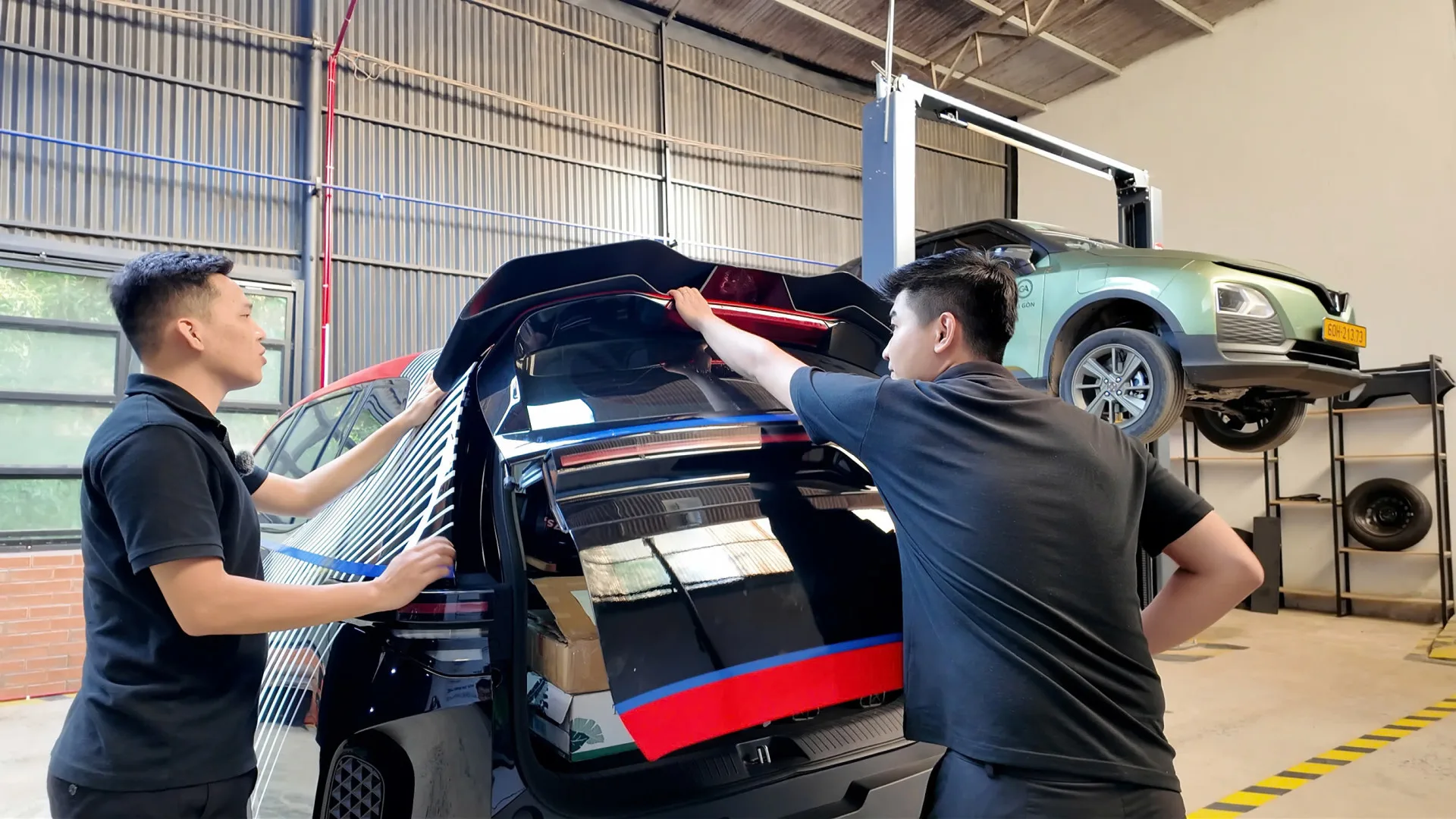 Team B-Factory không ngừng nỗ lực để hoàn thiện bộ bodykit